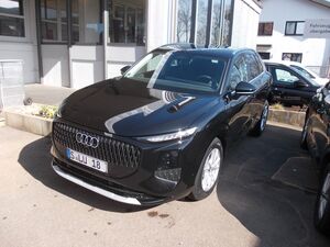 AUDI Q3 1.5 TFSI S-Tronic, 110kw(150PS) Klima Navi Q3