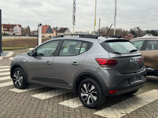 RENAULT Captur Evolution TCe 115 Ansicht 4 für Fahrzeugdetailseite