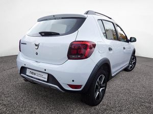 DACIA Sandero Stepway Celebration TCe 90