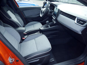 RENAULT Clio E-Tech Techno Full Hybrid 145