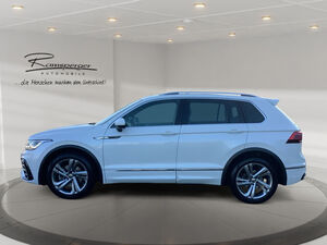 VW Tiguan 2.0 TDI DSG R-Line 4M. AHK Matrix Pano Standh.