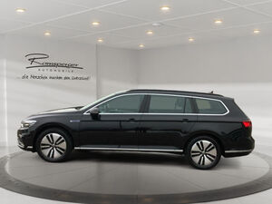 VW Passat Variant 1.4 TSI DSG GTE AHK ACC Matrix Standh.