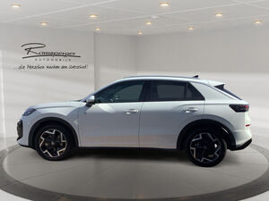 VW T-Roc 1.5 eTSI DSG R-Line AHK ACC LED APP Kamera