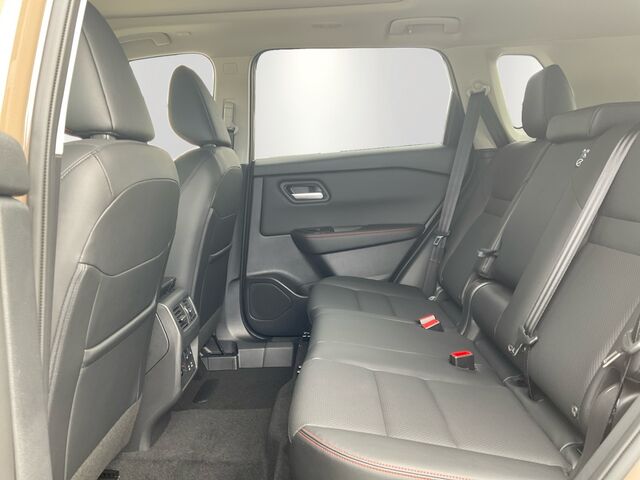 NISSAN X-Trail 1.5 VC-T e-Power Ansicht 7 für Fahrzeugdetailseite