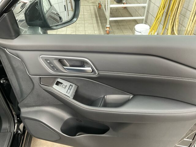 NISSAN Qashqai 1.3 DIG-T MHEV Tekna+ Ansicht 17 für Fahrzeugdetailseite