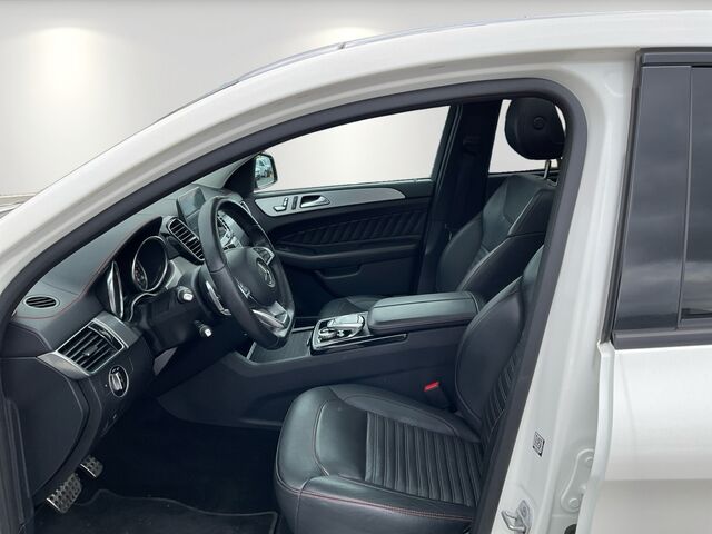 PEUGEOT 5008 1.5 BlueHDI 130 GT Ansicht 8 für Fahrzeugdetailseite