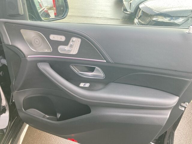 SKODA Octavia RS Combi 2.0 TSI DSG Ansicht 17 für Fahrzeugdetailseite