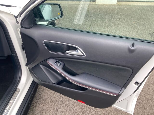 MERCEDES-BENZ GLA 45 AMG 4Matic/Navi/Kamera Ansicht 17 für Fahrzeugdetailseite