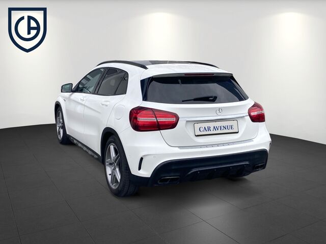 MERCEDES-BENZ GLA 45 AMG 4Matic/Navi/Kamera Ansicht 4 für Fahrzeugdetailseite