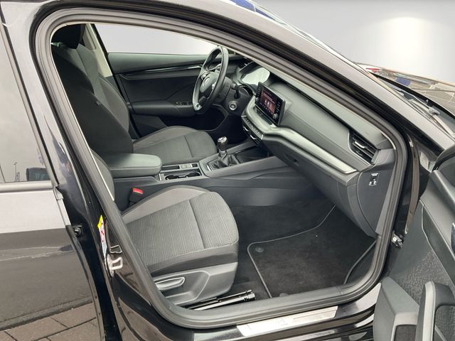 AUDI S4 Avant 3.0 TFSI quattro Ansicht 15 für Fahrzeugdetailseite