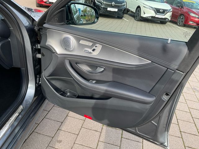 SKODA Octavia 2.0 TDI Combi Ambition Ansicht 17 für Fahrzeugdetailseite