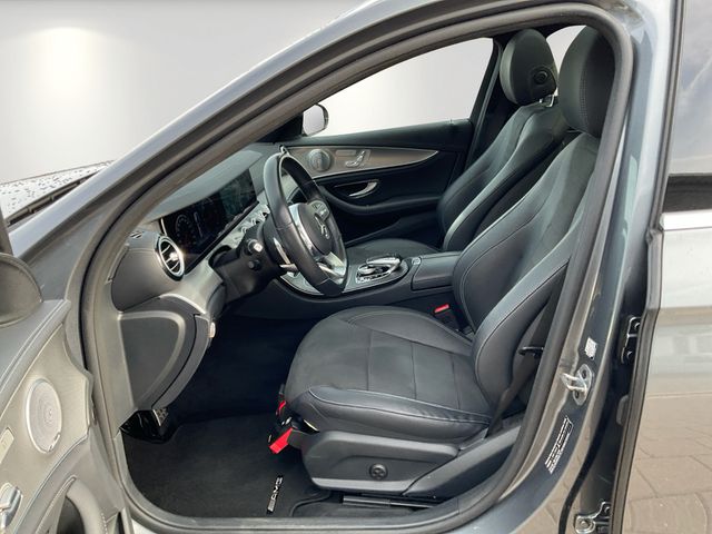 SKODA Octavia 2.0 TDI Combi Ambition Ansicht 8 für Fahrzeugdetailseite