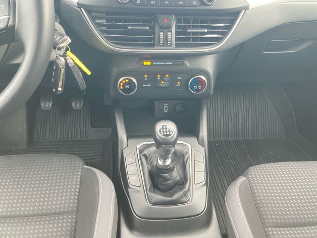 DACIA Logan Black Edition TCe 90 CVT Ansicht 10 für Fahrzeugdetailseite