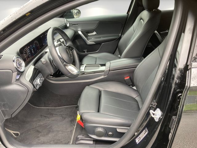 RENAULT Symbioz Techno E-Tech Full Hybrid 145 Ansicht 8 für Fahrzeugdetailseite