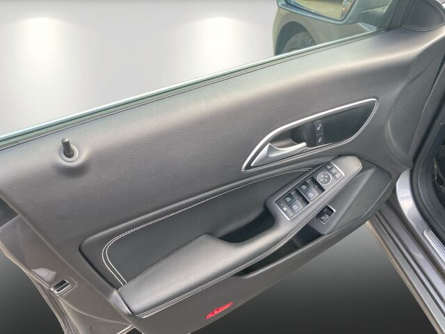 RENAULT Rafale Esprit Alpine E-Tech Plug-in 300 Ansicht 14 für Fahrzeugdetailseite