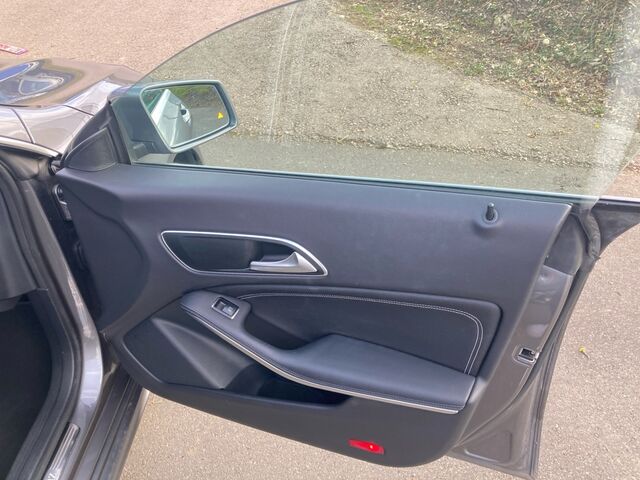 RENAULT Rafale Esprit Alpine E-Tech Plug-in 300 Ansicht 17 für Fahrzeugdetailseite