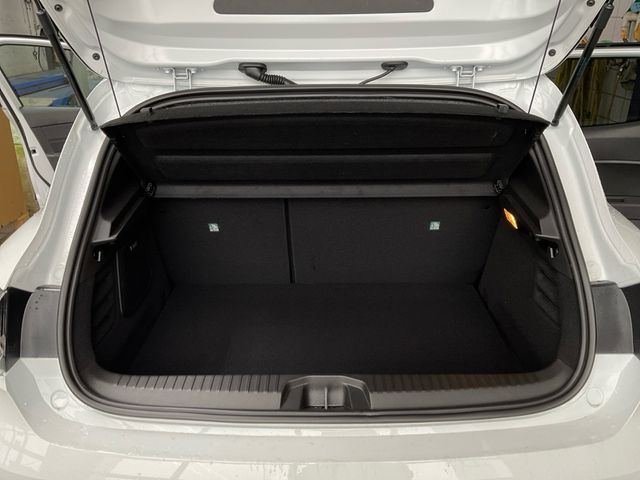 RENAULT Captur KISS TCe 90 Ansicht 6 für Fahrzeugdetailseite