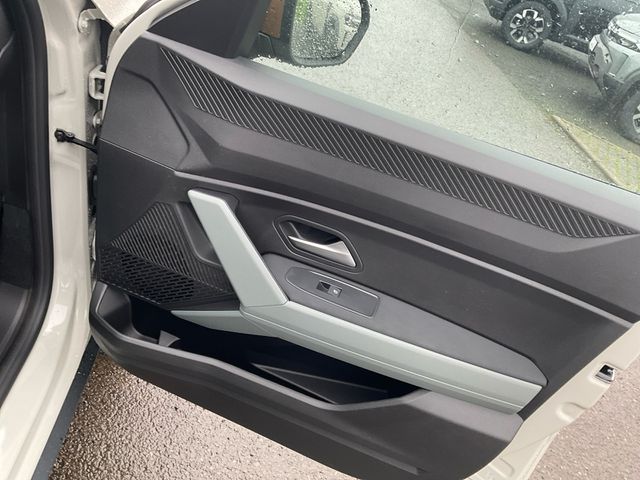 RENAULT Rafale Atelier Alpine Plug-in Hybrid 300 4x4 Ansicht 17 für Fahrzeugdetailseite