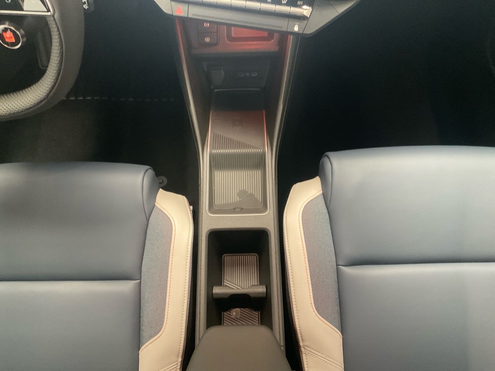 NISSAN Micra BEV Evolve 52 kWh Ansicht 10 für Fahrzeugdetailseite