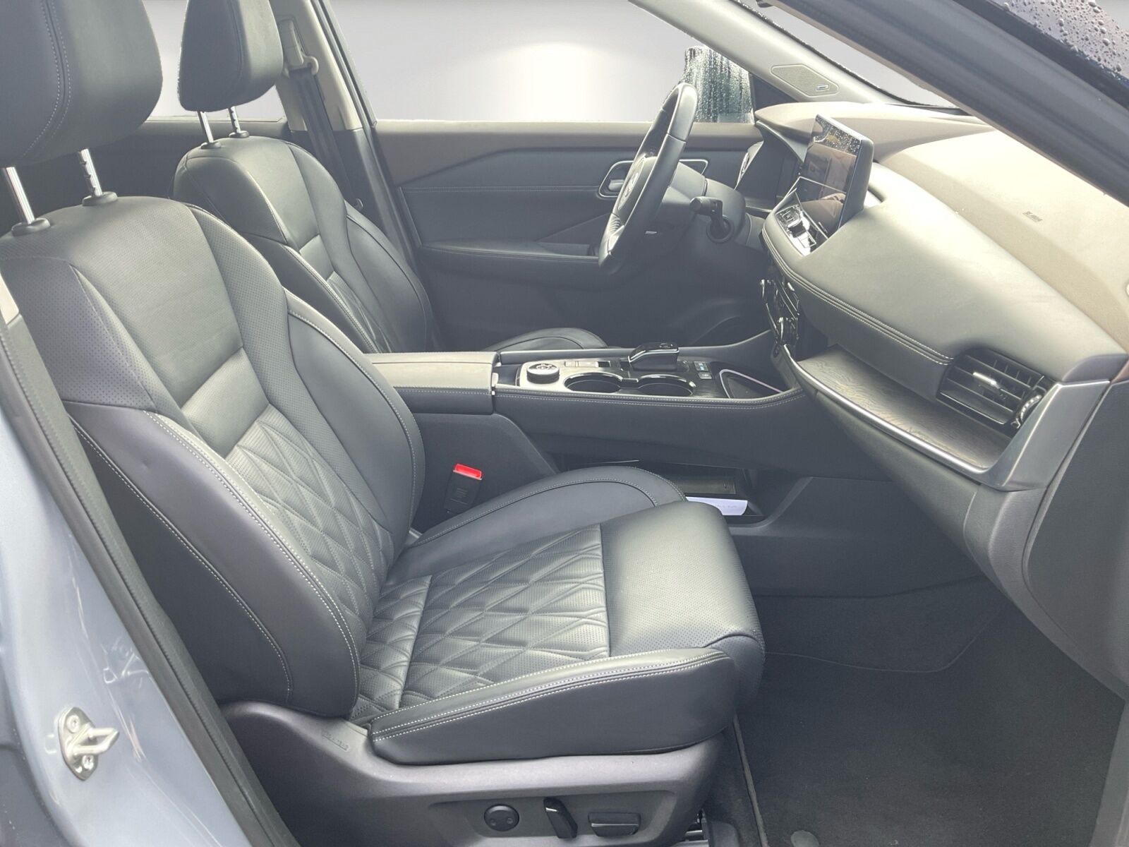 NISSAN X-Trail 1.5 VC-T e-Power Tekna+e-4ORCE/Navi/Kam. Ansicht 15 für Fahrzeugdetailseite