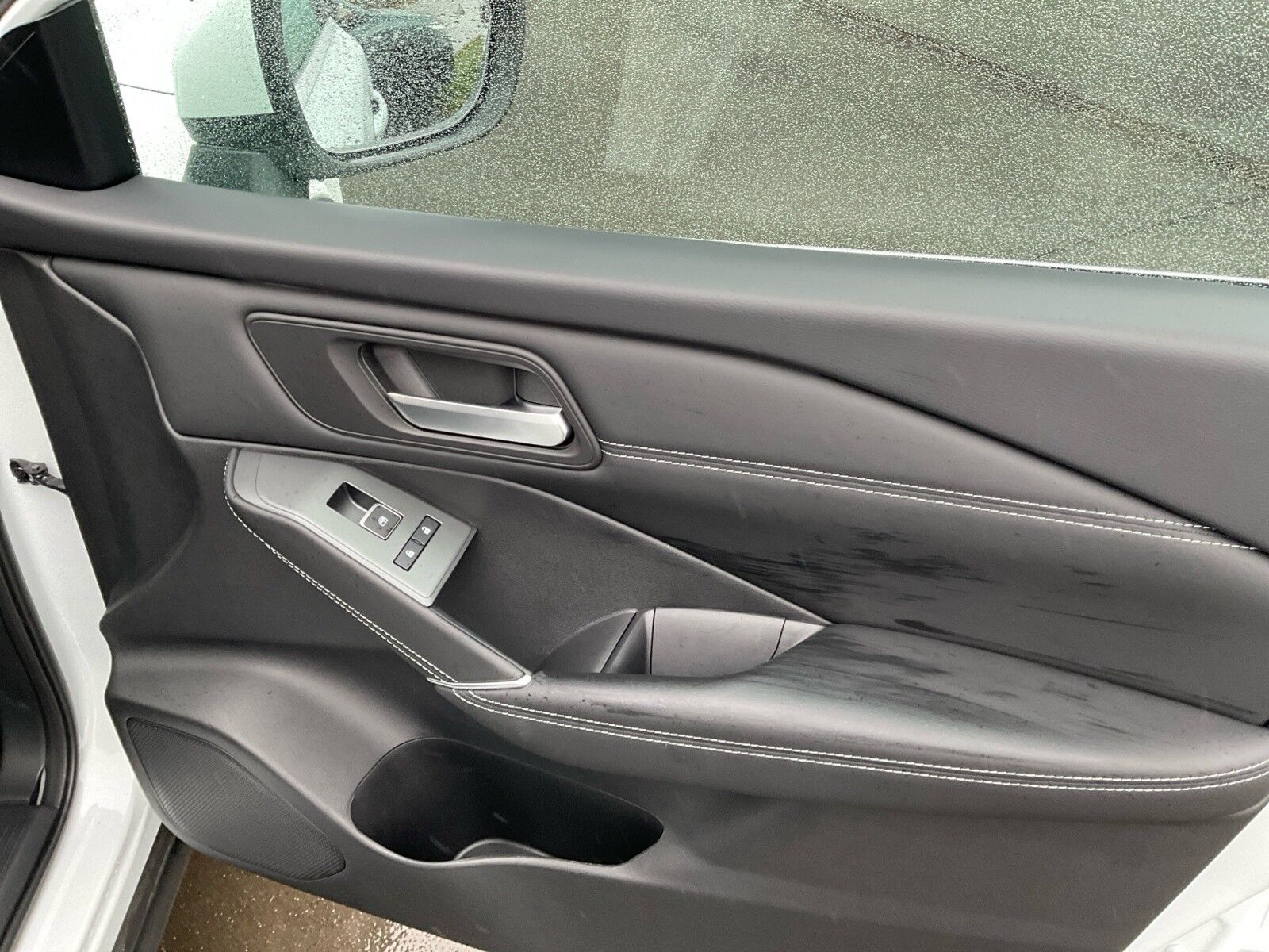 NISSAN Qashqai 1.3DIG-T N-Connecta /Sitzh./Navi/Kamera Ansicht 17 für Fahrzeugdetailseite