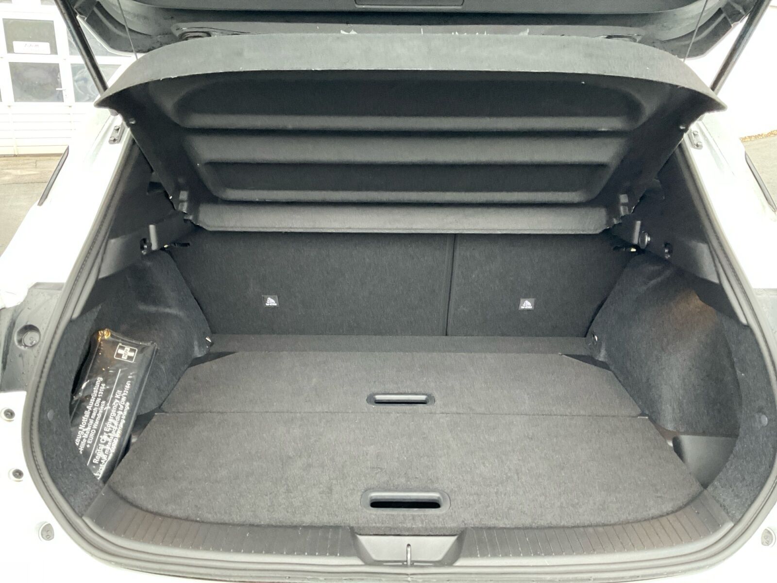 NISSAN Qashqai 1.3DIG-T N-Connecta /Sitzh./Navi/Kamera Ansicht 6 für Fahrzeugdetailseite