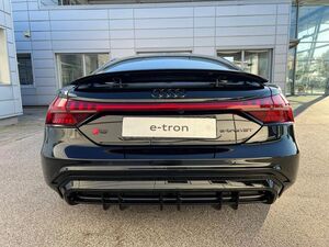 AUDI RS e-tron GT