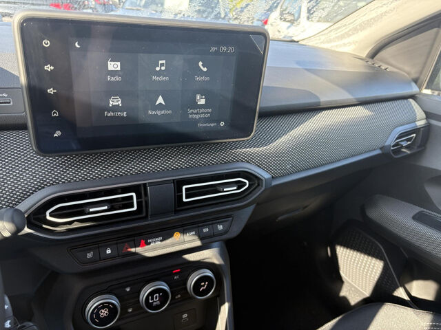 DACIA Jogger Expression HYBRID 140 Klima Einparkhilfe el. Fenster Ansicht 12 für Fahrzeugdetailseite