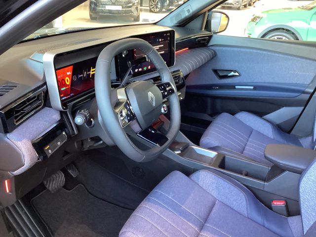 RENAULT R4 E-Tech elektrisch Techno 150 Comfort SHZ Allwetter Bluetooth Navi Klima Einparkhilfe el. Fenster Ansicht 10 für Fahrzeugdetailseite