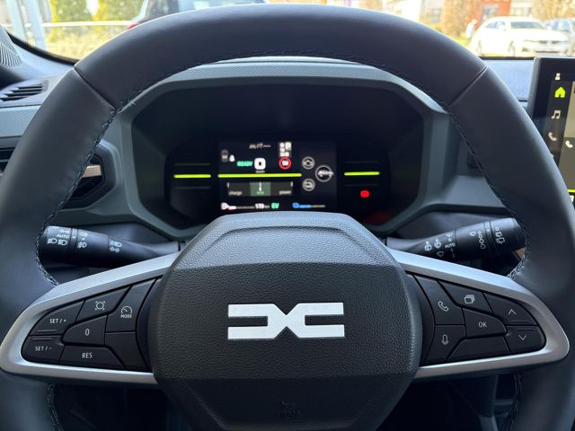 DACIA Duster Extreme+ hybrid 155 ABS Fahrerair Navi LED Klima Einparkhilfe el. Fenster Ansicht 12 für Fahrzeugdetailseite