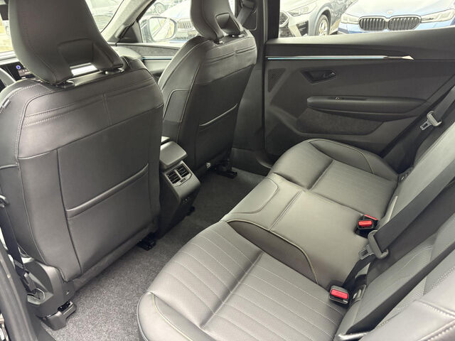 RENAULT Scenic E-TECH 100% ele Iconic 220 Long R Bluetooth Navi LED Klima Einparkhilfe el. Fenster Ansicht 9 für Fahrzeugdetailseite