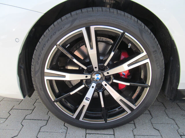 BMW 520 d M Sport Pro HUD ACC SurrView.H/K LED AHK20 Sportpaket Bluetooth Navi Vollleder Klima PDC el. Fe Ansicht 15 für Fahrzeugdetailseite