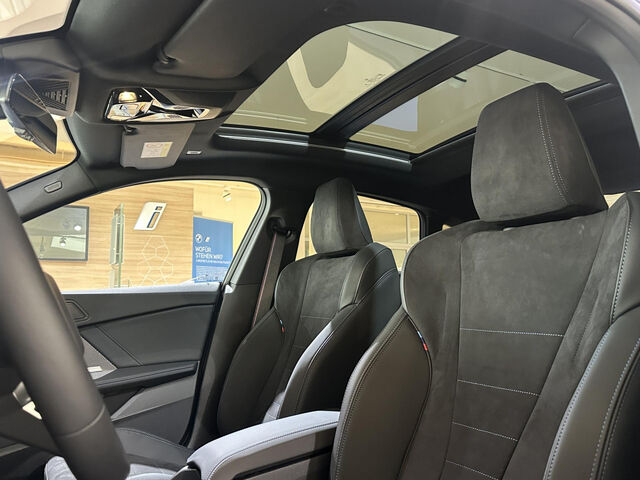 BMW 223 Gran Coupé 223 xDrive Gran CoupÃ© M Sport Pro HUD ACC Har/Kar Sportpaket Bluetooth Navi LED Klima PDC el. Fen Ansicht 12 für Fahrzeugdetailseite