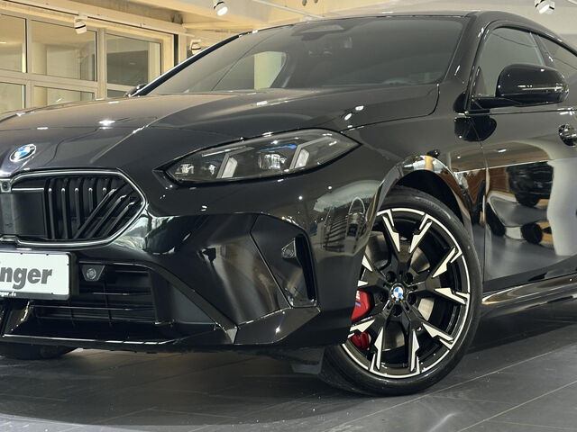 BMW 223 Gran Coupé 223 xDrive Gran CoupÃ© M Sport Pro HUD ACC Har/Kar Sportpaket Bluetooth Navi LED Klima PDC el. Fen Ansicht 3 für Fahrzeugdetailseite