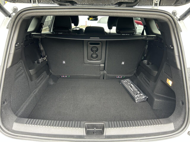 RENAULT Espace 6 Techno Full Hybrid E-Tech 200 5- Sitzer Bluetooth Navi LED Klima Einparkhilfe el. Fenster Ansicht 11 für Fahrzeugdetailseite