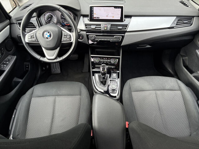 BMW 220 Gran Tourer 220d GranTourer xDrive HUD NaviPlus HiFi LED AHK Bluetooth Navi Klima PDC el. Fenster Ansicht 14 für Fahrzeugdetailseite