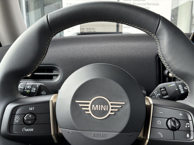 MINI Cooper S Aut. HUD Navi Kamera Lenkradh.DrivAss. Bluetooth Head Up Display LED Klima Einparkhilfe el. Ansicht 12 für Fahrzeugdetailseite