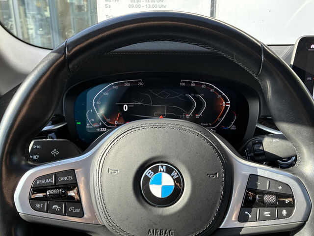 BMW 530 d xDr. ACC HUD Kamera Laser Standh.Ha/Ka.AHK Bluetooth Navi Vollleder Klima Standhzg PDC el. Fens Ansicht 12 für Fahrzeugdetailseite