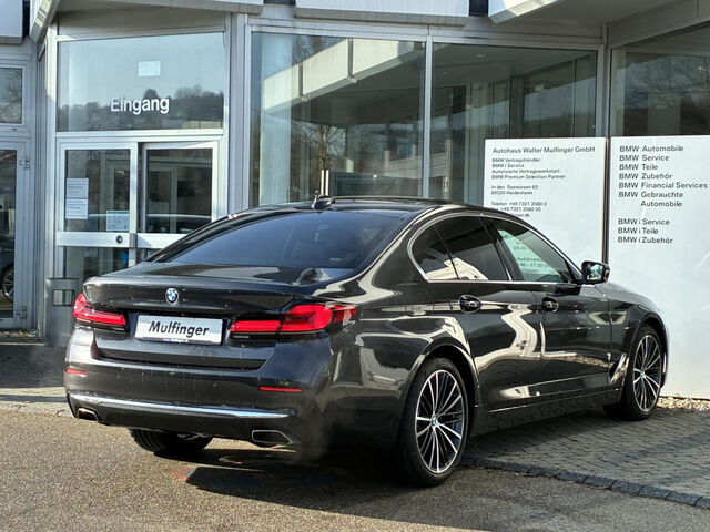 BMW 530 d xDr. ACC HUD Kamera Laser Standh.Ha/Ka.AHK Bluetooth Navi Vollleder Klima Standhzg PDC el. Fens Ansicht 9 für Fahrzeugdetailseite