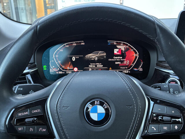 BMW 520 d xDr.T.HUD Ad-LED Kamera Live-Prof Sitzh.DAB Bluetooth Navi Vollleder Klima PDC el. Fenster Ansicht 11 für Fahrzeugdetailseite