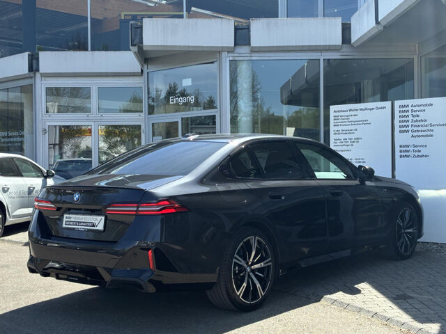 BMW 540 d xDr.M Sport IntAktivLenk.AdFahrw.Standh.20 Sportpaket Bluetooth HUD Navi LED Vollleder Klima Ak Ansicht 10 für Fahrzeugdetailseite