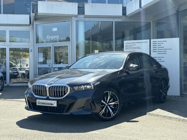 BMW 540 d xDr.M Sport IntAktivLenk.AdFahrw.Standh.20 Sportpaket Bluetooth HUD Navi LED Vollleder Klima Ak Ansicht 2 für Fahrzeugdetailseite