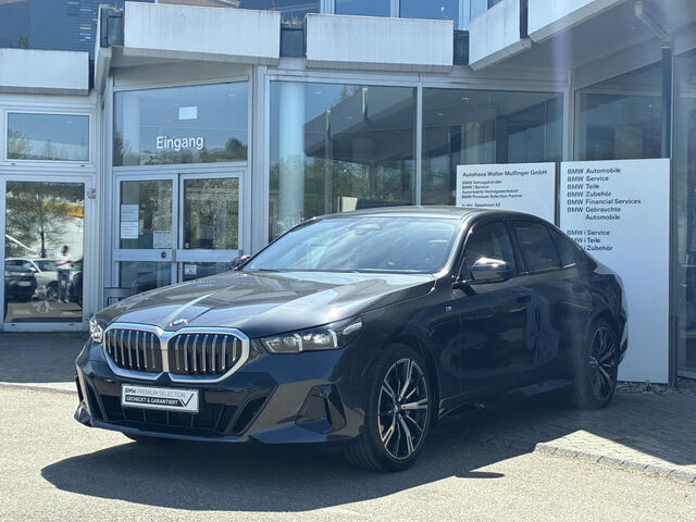 BMW 540 d xDr.M Sport IntAktivLenk.AdFahrw.Standh.20 Sportpaket Bluetooth HUD Navi LED Vollleder Klima Ak Ansicht 3 für Fahrzeugdetailseite
