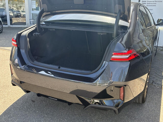 BMW 540 d xDr.M Sport IntAktivLenk.AdFahrw.Standh.20 Sportpaket Bluetooth HUD Navi LED Vollleder Klima Ak Ansicht 9 für Fahrzeugdetailseite