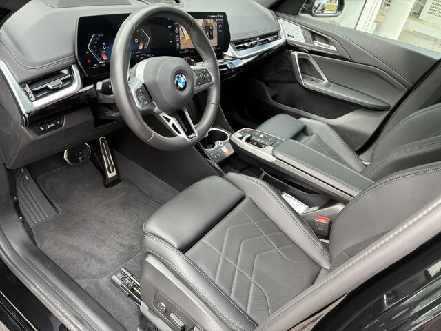 BMW X1 x23i M Sport HUD ACC SuView.PanoD.AktivS.Ha/K Sportpaket Bluetooth Navi LED Vollleder Klima PDC e Ansicht 11 für Fahrzeugdetailseite