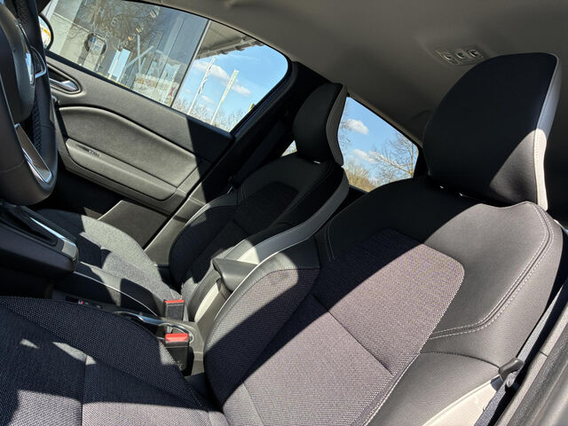 RENAULT Captur TCe140 Aut.TECHNO Navi Kamera Sitzh.18 Bluetooth LED Klima Einparkhilfe el. Fenster Ansicht 15 für Fahrzeugdetailseite