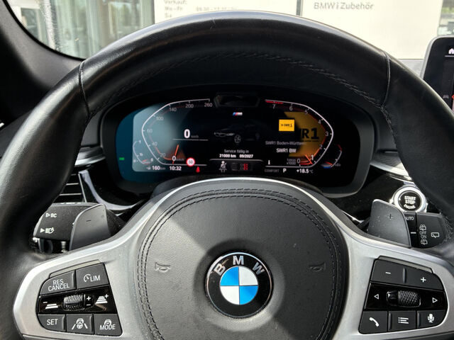 BMW 540 i xDr.T.M Sport Leder Standh.ACC Kamera LiveP Sportpaket Bluetooth HUD Navi LED Vollleder Klima L Ansicht 12 für Fahrzeugdetailseite