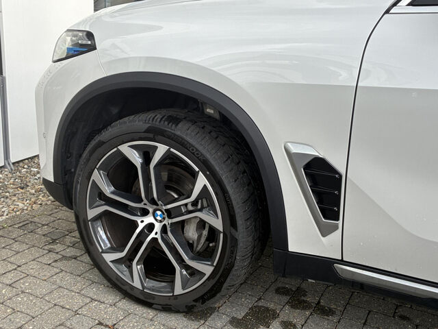 BMW X5 x30d Standh.PanoD.Solft P-Prof.Sitzbel.AHK21 Bluetooth HUD Navi LED Vollleder Klima Standhzg PDC Ansicht 15 für Fahrzeugdetailseite