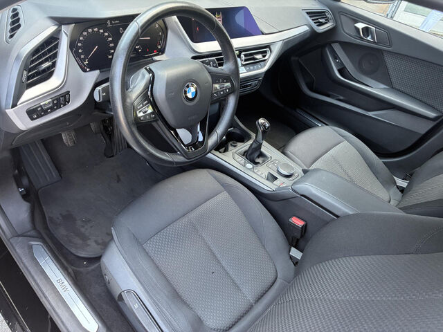 BMW 118 i Advantage Sitzheizung LED Tempomat Alu PDC Bluetooth Klima el. Fenster Ansicht 9 für Fahrzeugdetailseite
