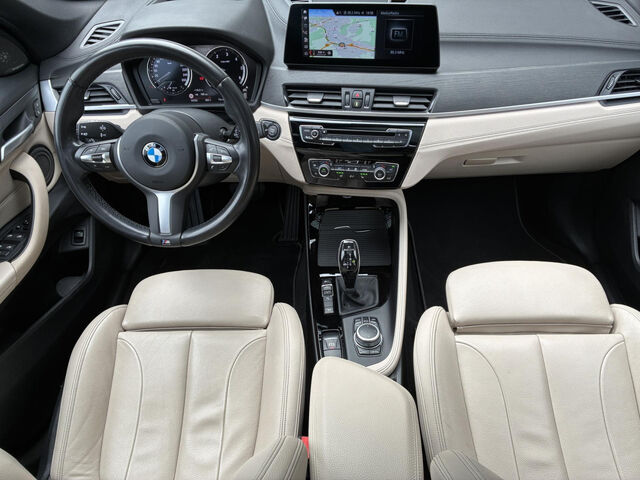 BMW X1 x25d Sports.Leder HUD ACC Kamera PanoD.AHK19 Bluetooth Navi LED Vollleder Klima PDC el. Fenster Ansicht 14 für Fahrzeugdetailseite